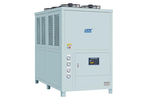 優(yōu)質(zhì)油冷機的制冷量估算以及日常維護應該怎么做 優(yōu)質(zhì)油冷機的制冷量估算以及日常維護應該怎么做