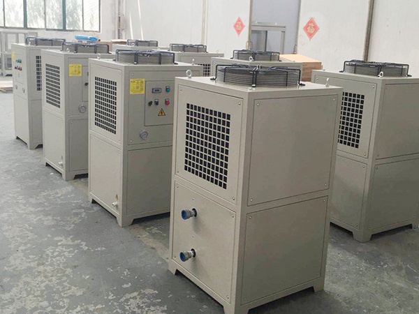 冷油機(jī)機(jī)械行業(yè)發(fā)展的趨勢(shì)